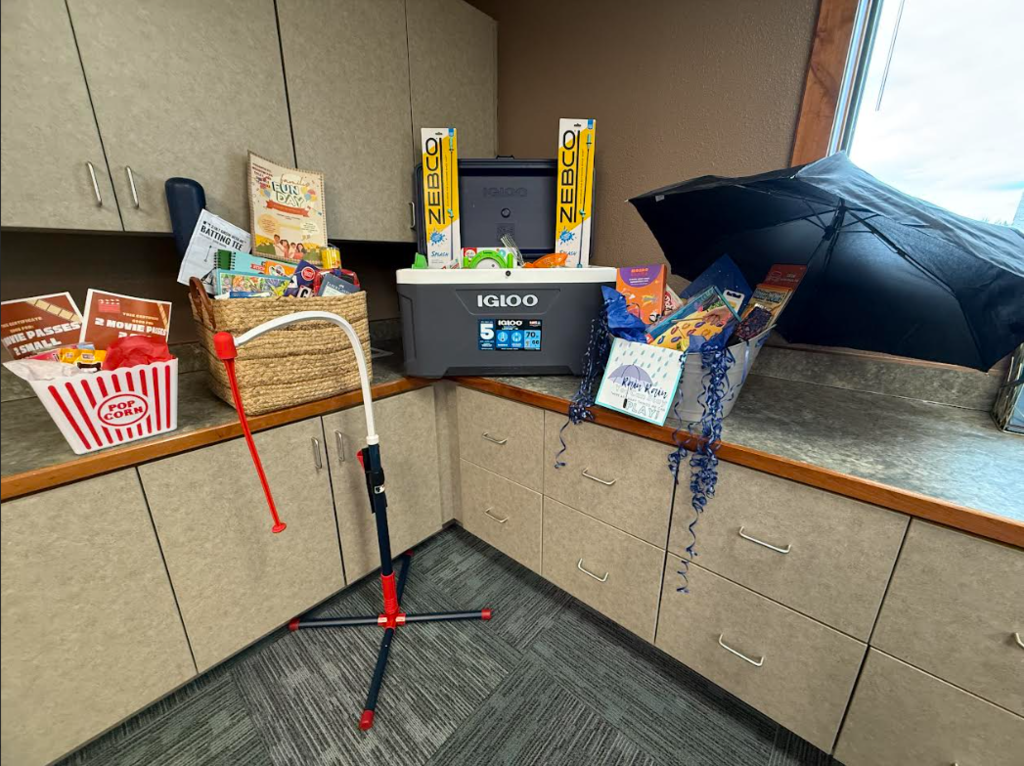 REMINDER: MDLK's STEAM night is tonight! Lots of fun things planned, amazing giveaways and first 100 slices of pizza are FREE!!! 5-7 tonight! 