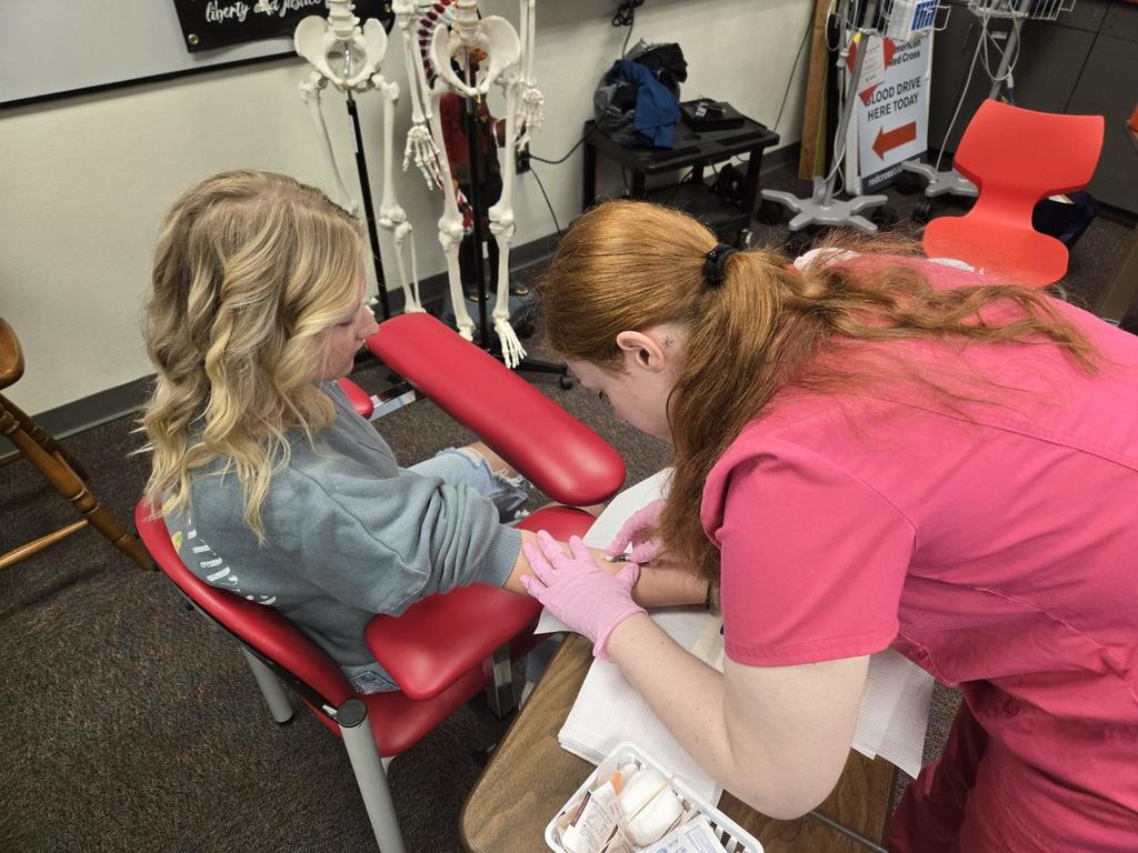2025 cna students receive vaccines