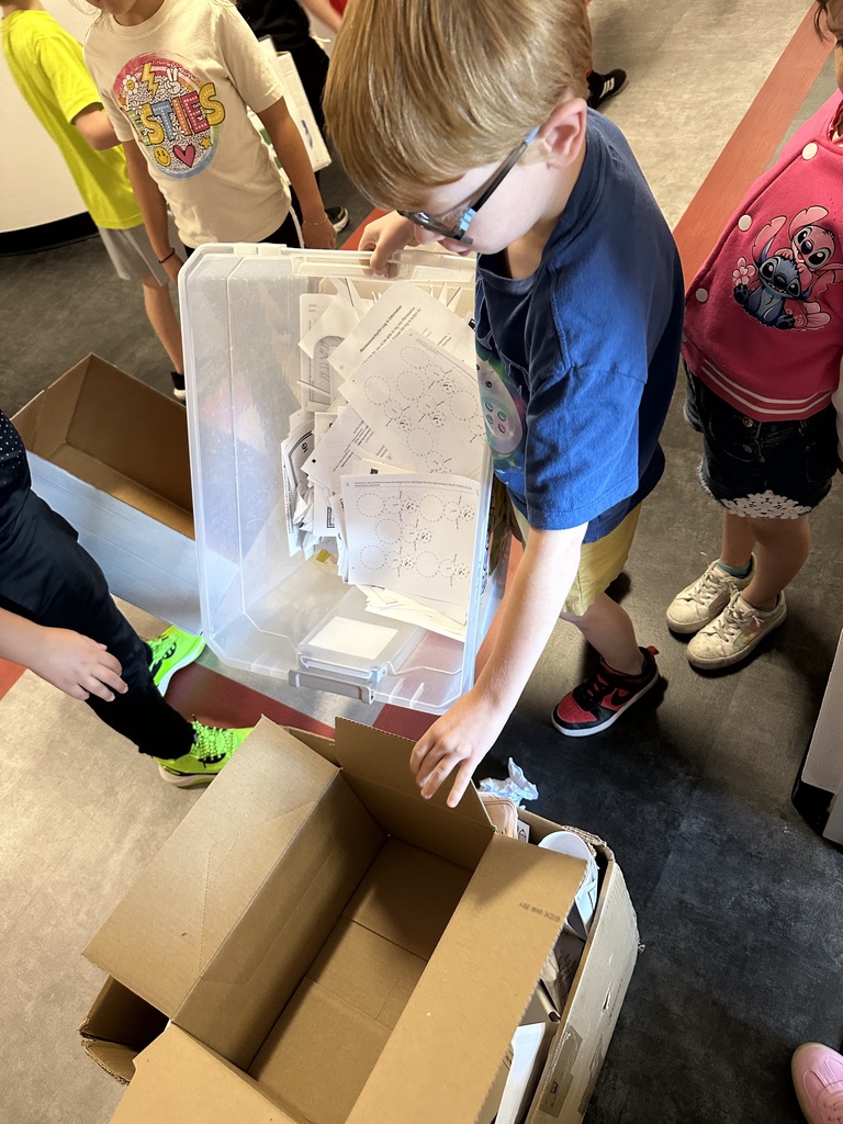 Ms. Moore class recycles
