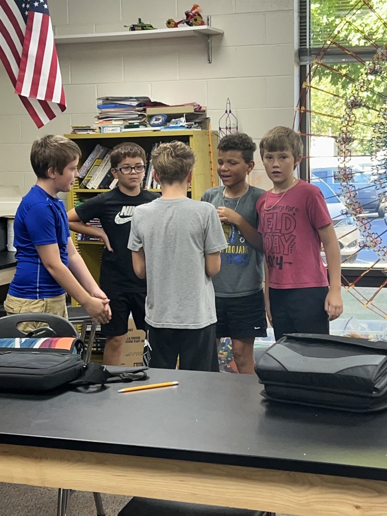 wms students make butter