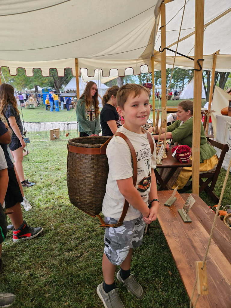 6th graders go to fort massac 2025