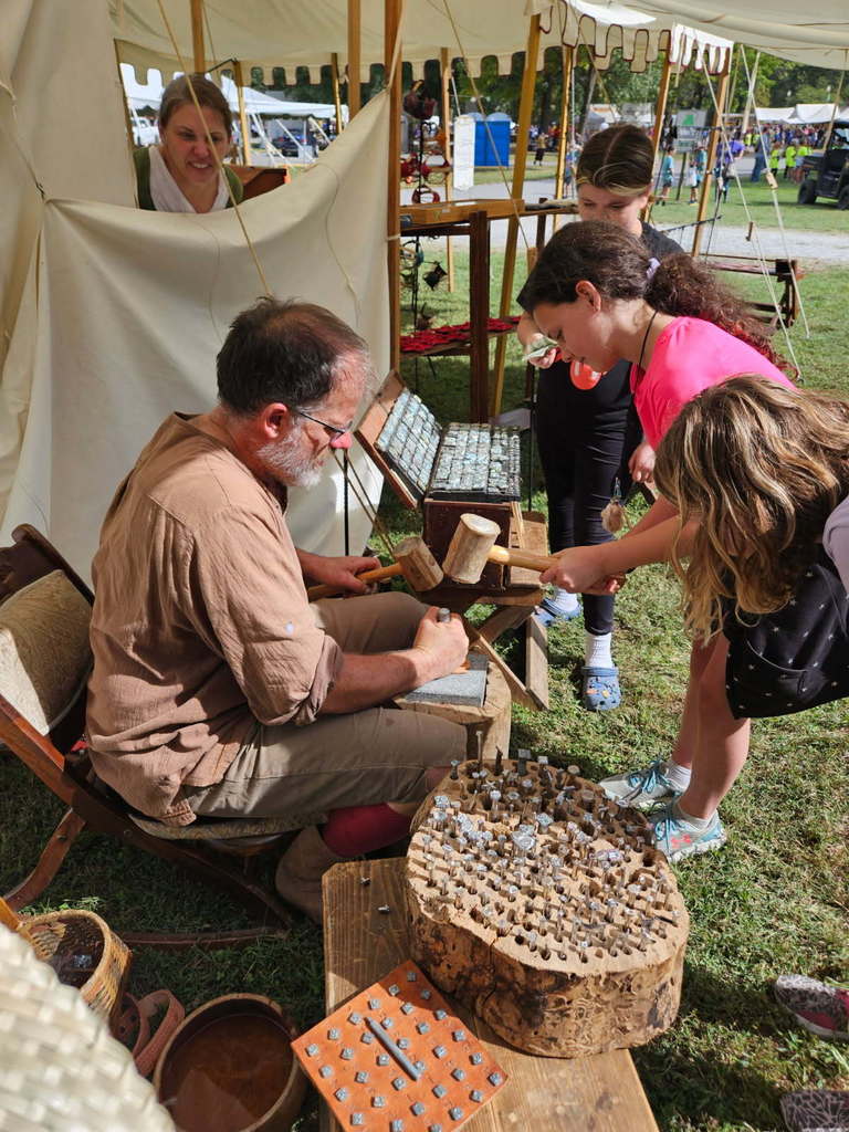 6th graders go to fort massac 2025
