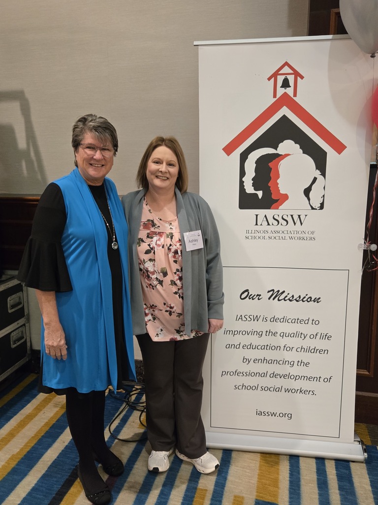 Cheri Litton receive award 