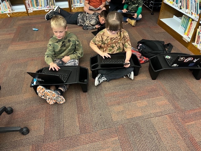 Lincoln students learning stem 