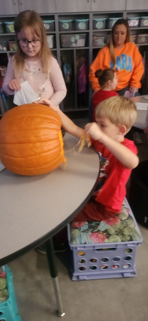 jack-o-lantern carving