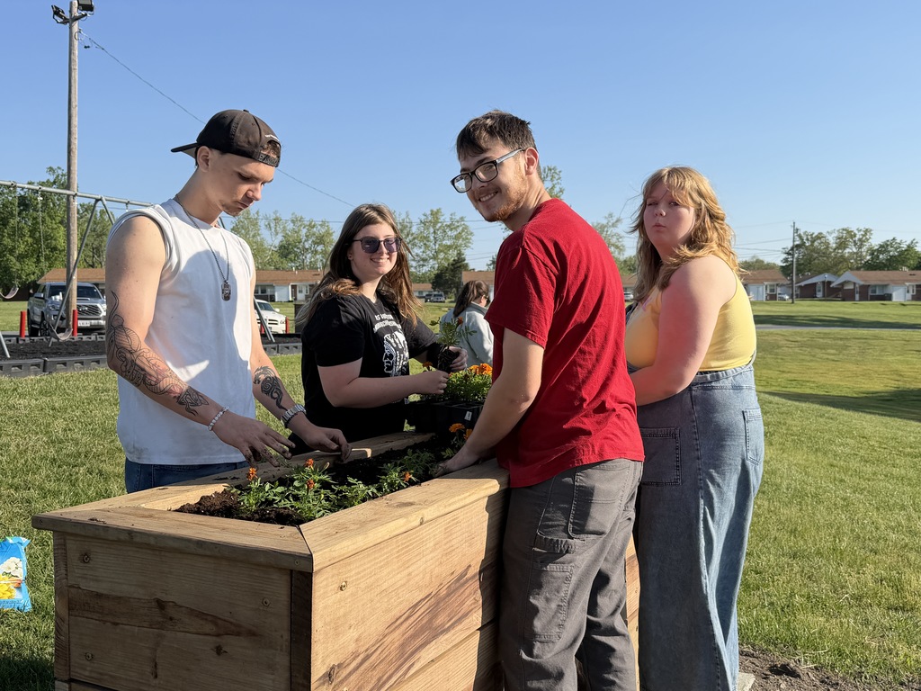 Senior Day of Giving