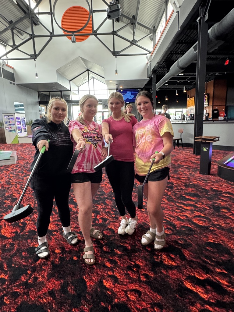 8th grade students participate in activities at Thrillhouse