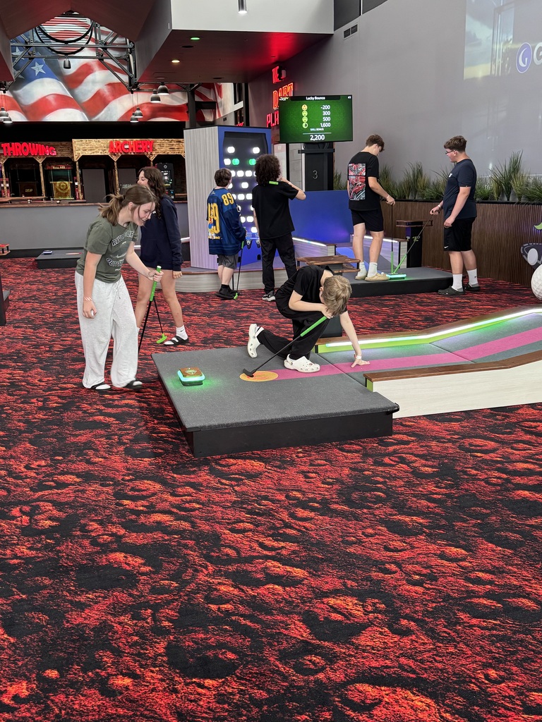 8th grade students participate in activities at Thrillhouse