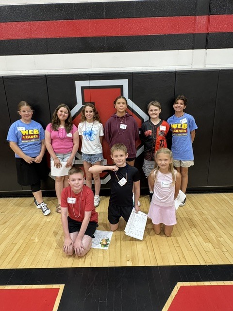 5th grade student with their web leader groups