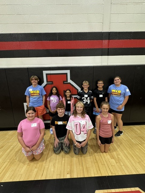 5th grade student with their web leader groups