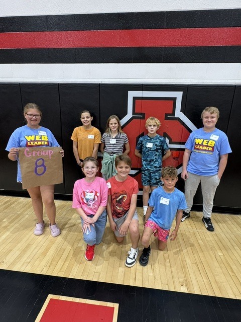 5th grade student with their web leader groups