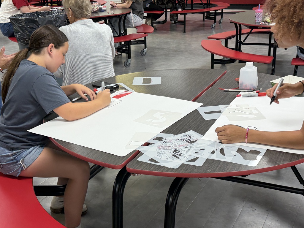 families make signs on family fun night