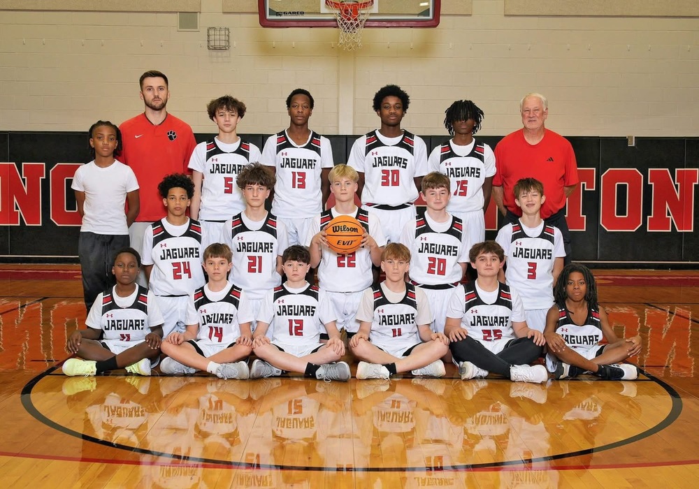 picture of 25-26 boys basketball team 