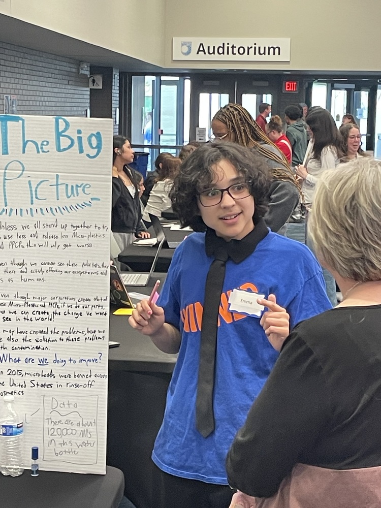 ECA's Emma Cruz presents her research