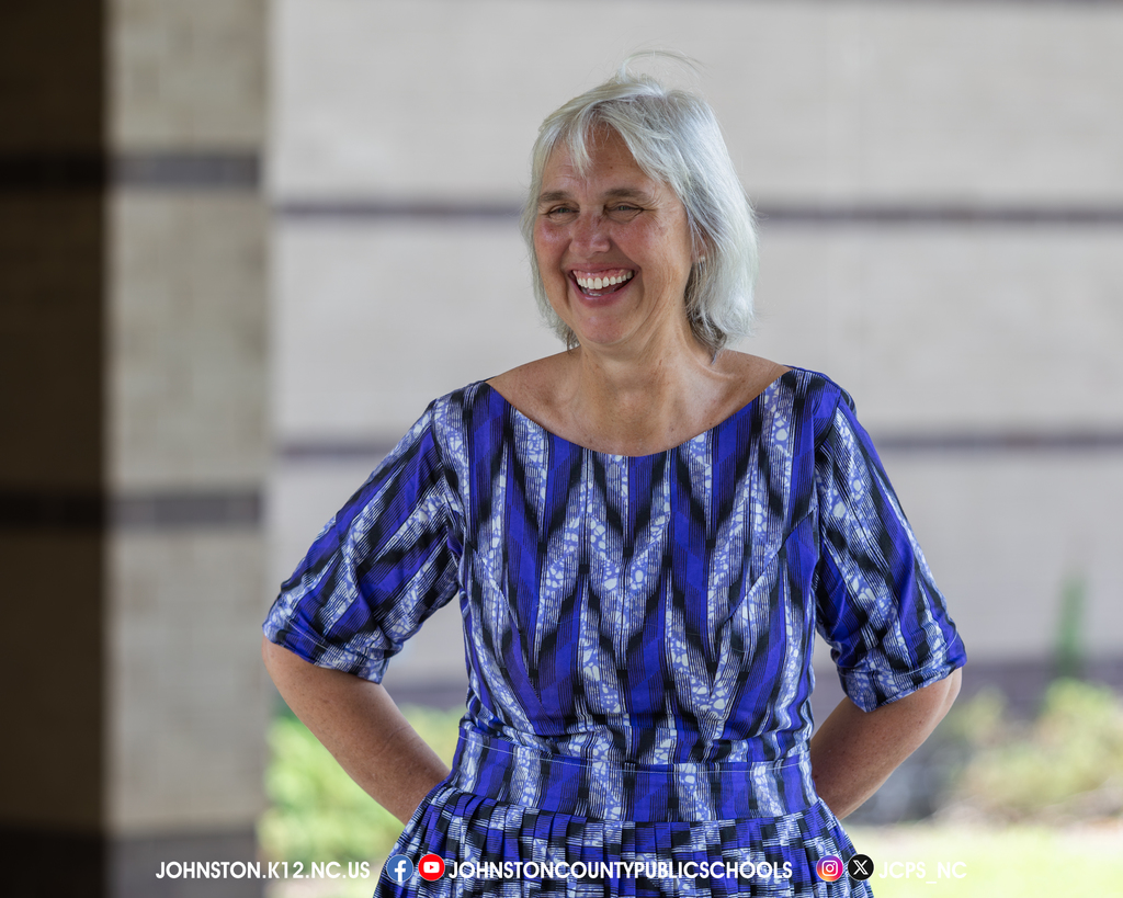 Dorothy Holley Headshot