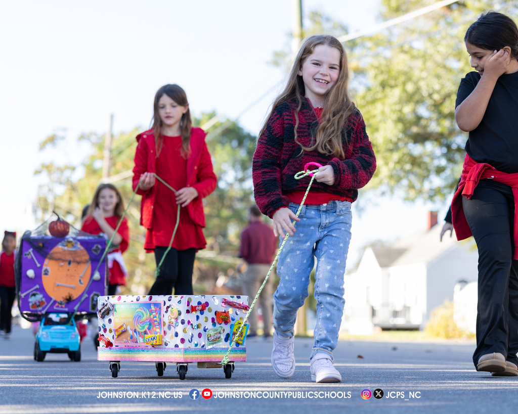 Red Ribbon Parade At Pine Level Elementary