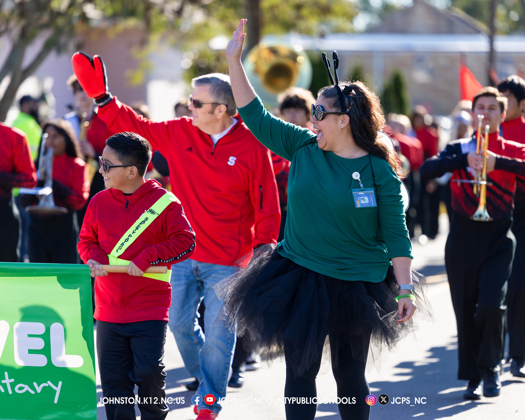 Red Ribbon Parade At Pine Level Elementary