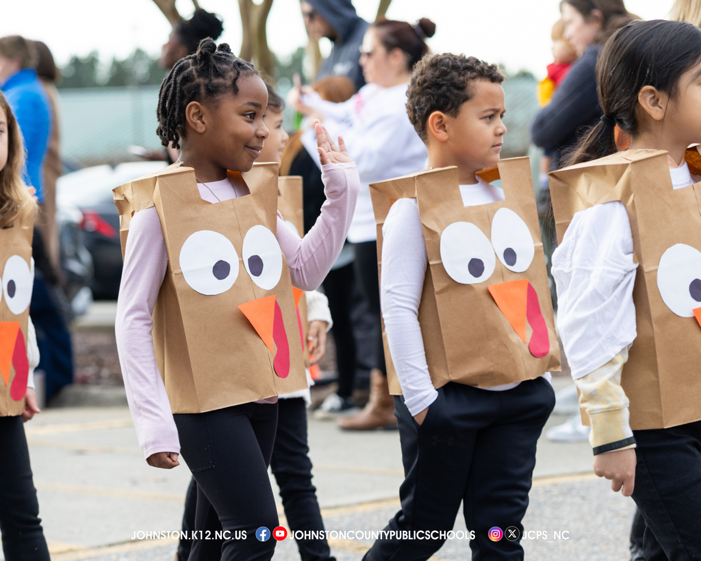 Riverwood Elementary Thanksgiving Parade