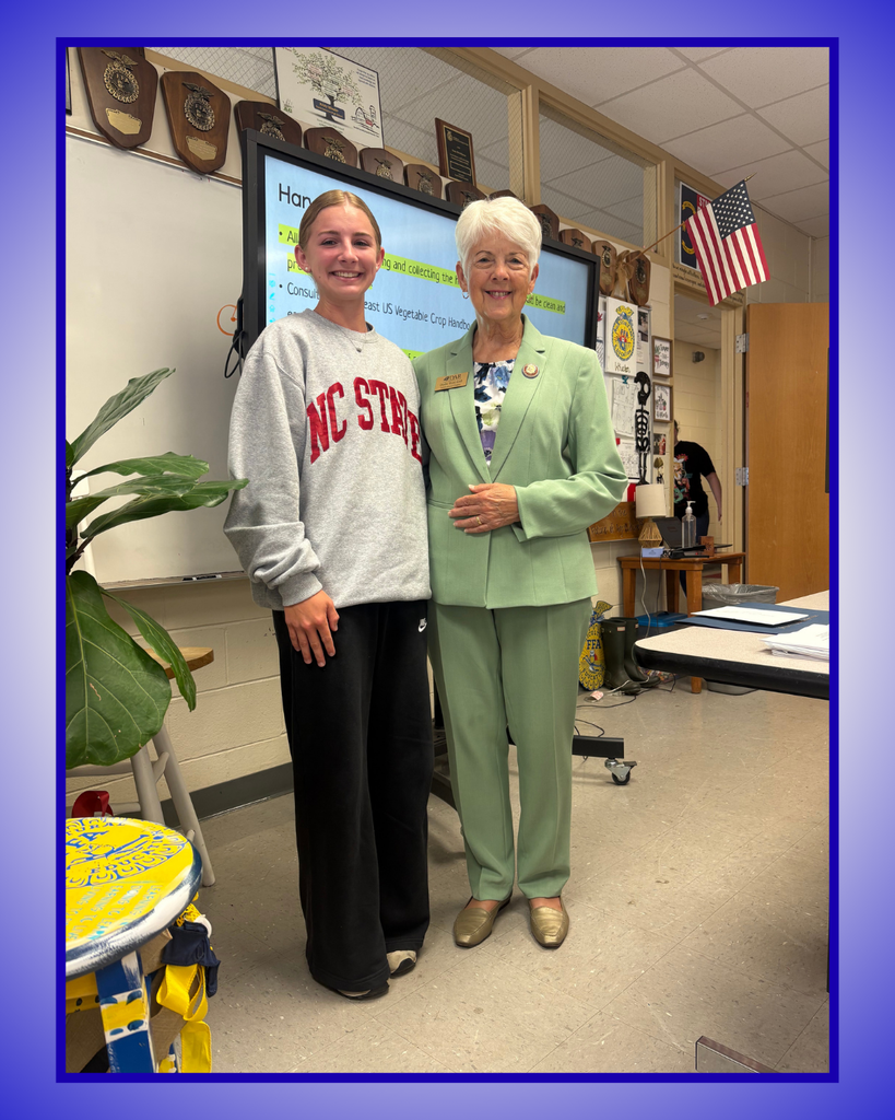 Congratulations DAR Recipient Ms. Sydney Daughtry