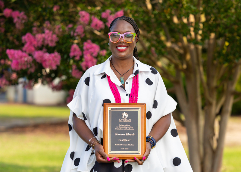Tamara Brock holds her plaque for 2026 2027 Assistant Principal of the Year.