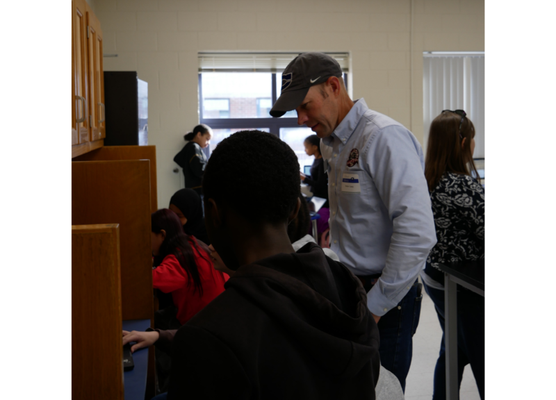 Porter Casey discussion with students the project they are working on in their Career Investigations Explorations Class