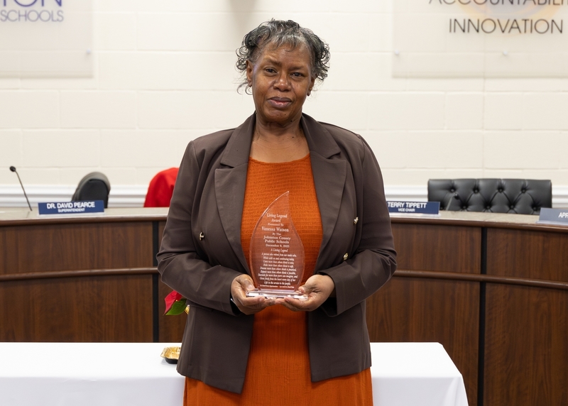 Vanessa Watson accepts her Living Legend Award.