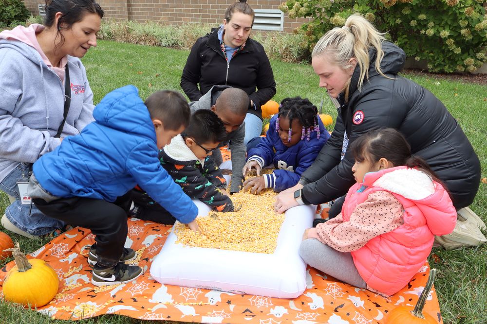 Students at the pumpkin patch