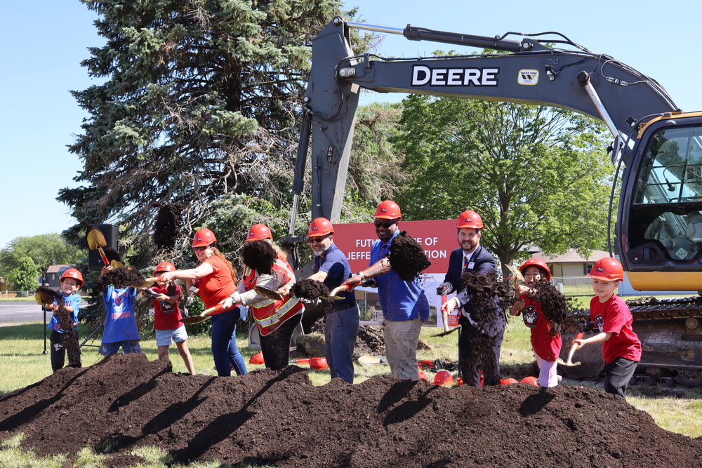 Thomas Jefferson students, principal join Superintendent and Board Members at groundbreaking