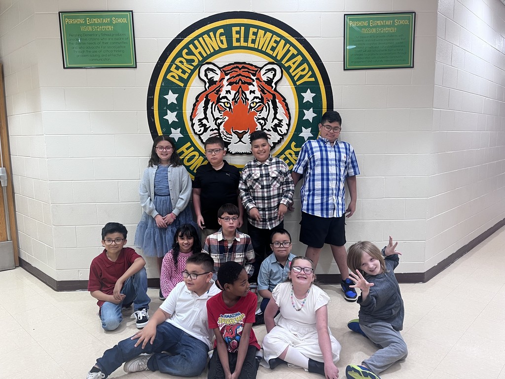 Picture of Pershing students