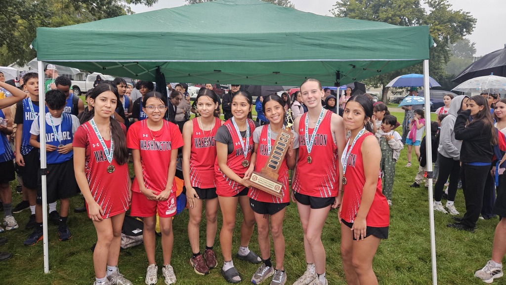 Washington Girls Cross Country Team