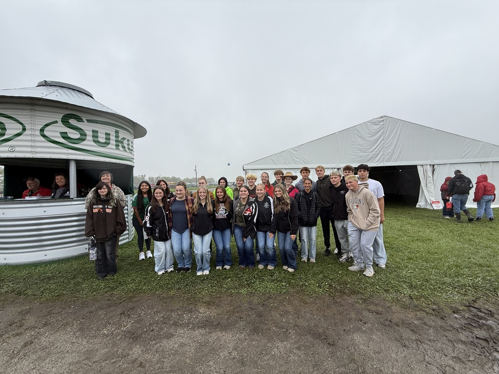 students smiling at FSR
