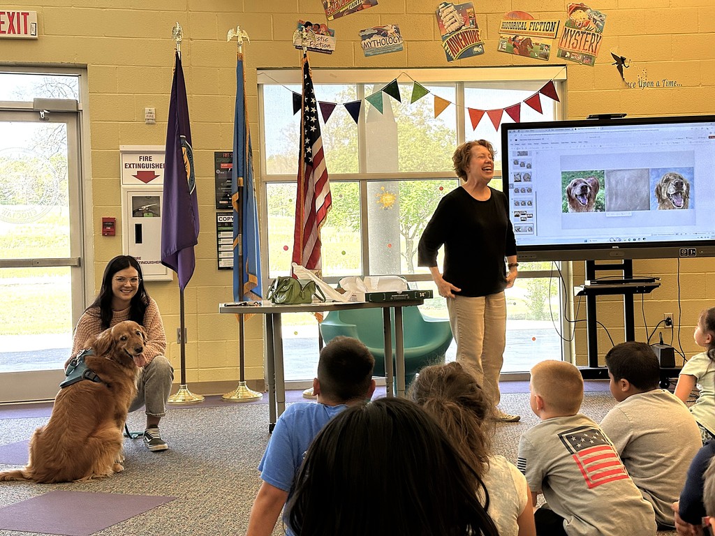 Patti Nolan Smith Pet Portrait artist presentation