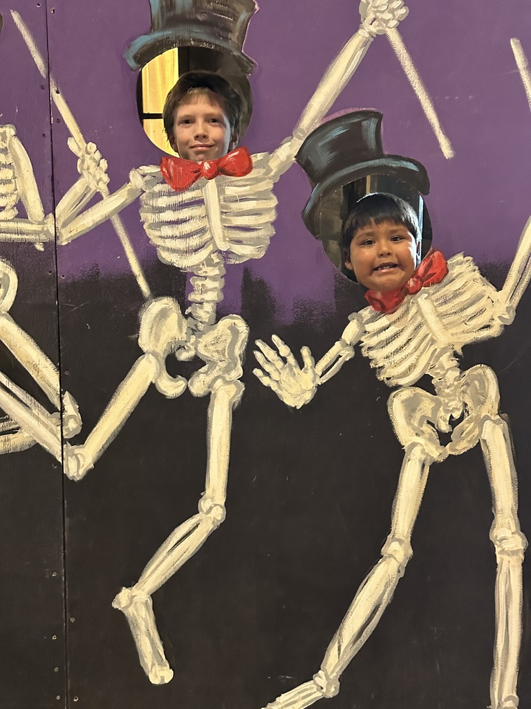 little boys trip to Frontier City