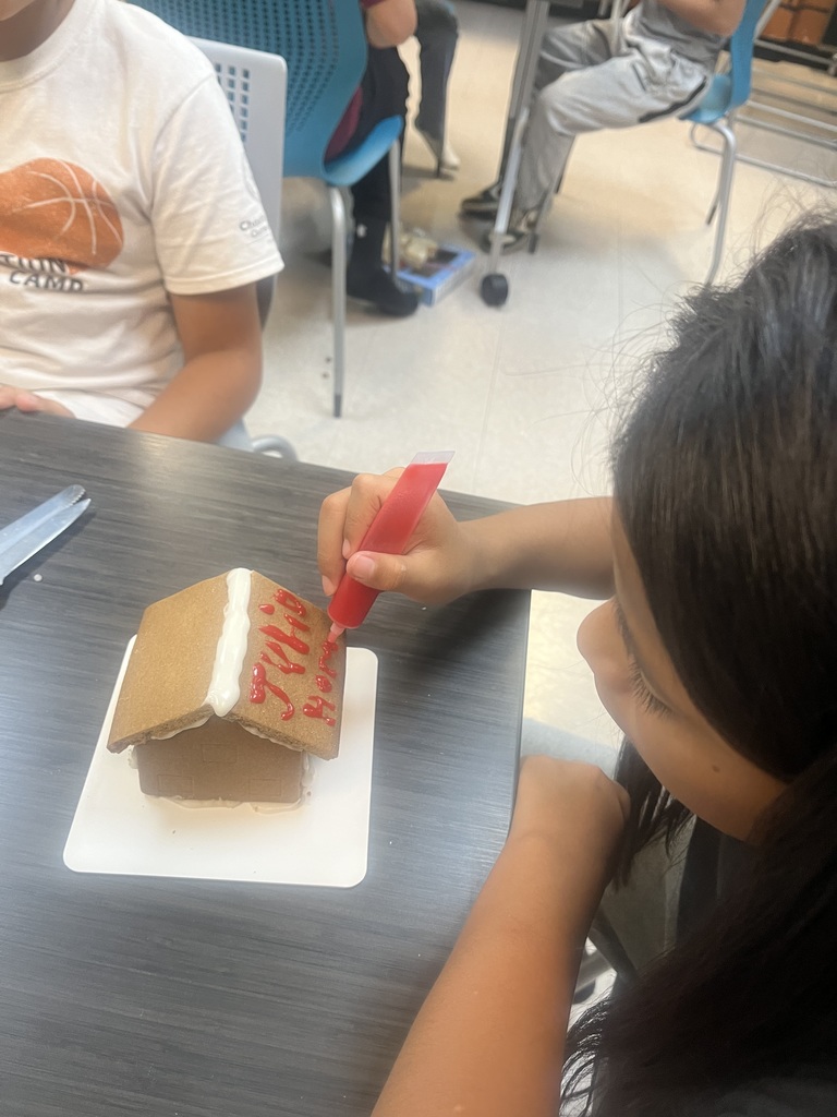 Elementary Boys Ginger Bread house