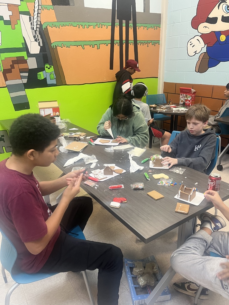 Elementary Boys Ginger Bread house
