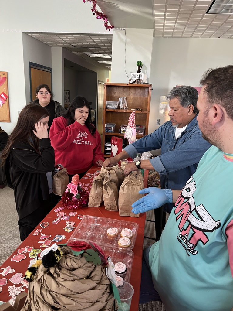 Valentine’s STEAM Event