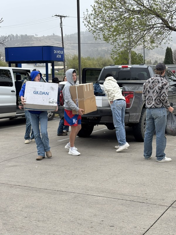 Seniors Unloading Pop Tabs