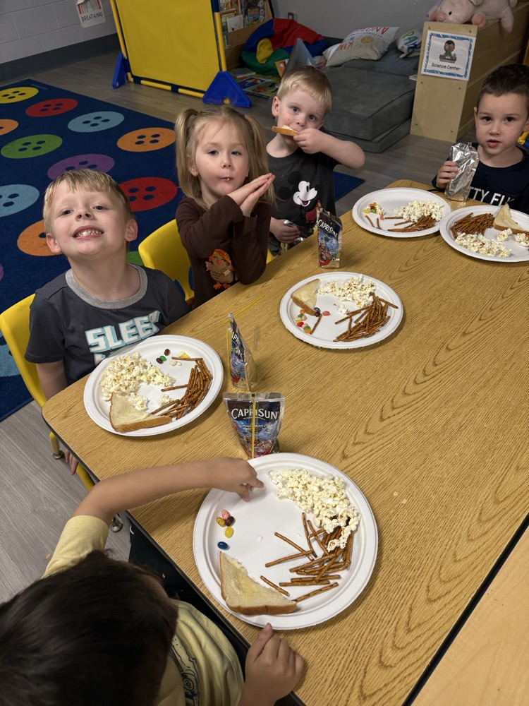 Charlie Brown Thanksgiving feast