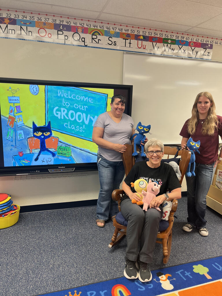 Ms. Traci, Mrs. Drew, Ms. Baea in preschool class.