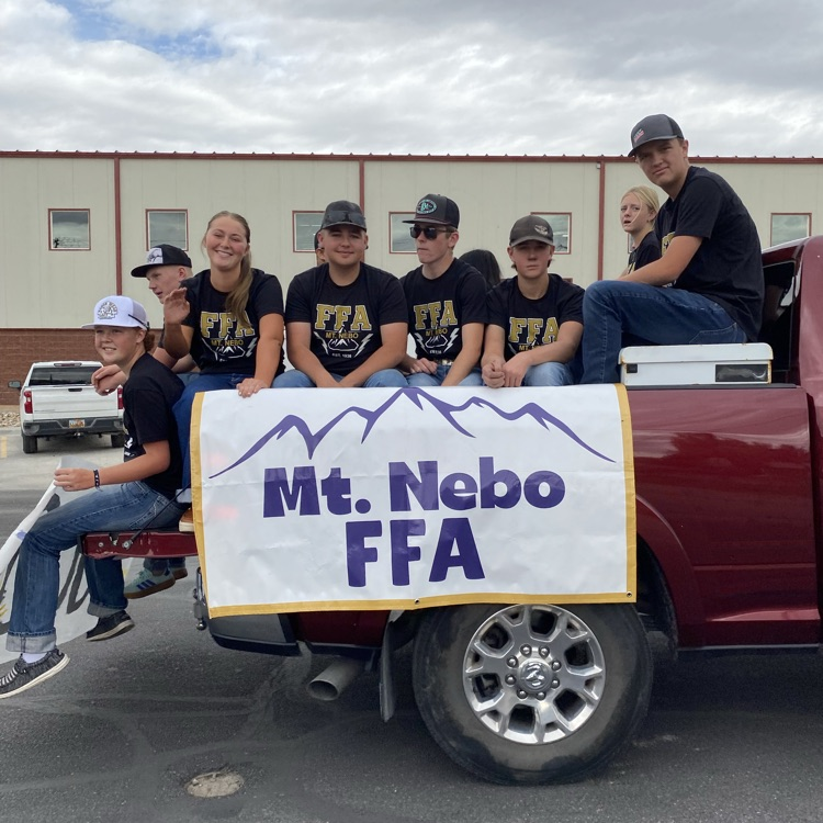 Homecoming parade 2025 (2)