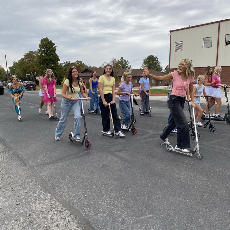 Homecoming parade 2025 (2)