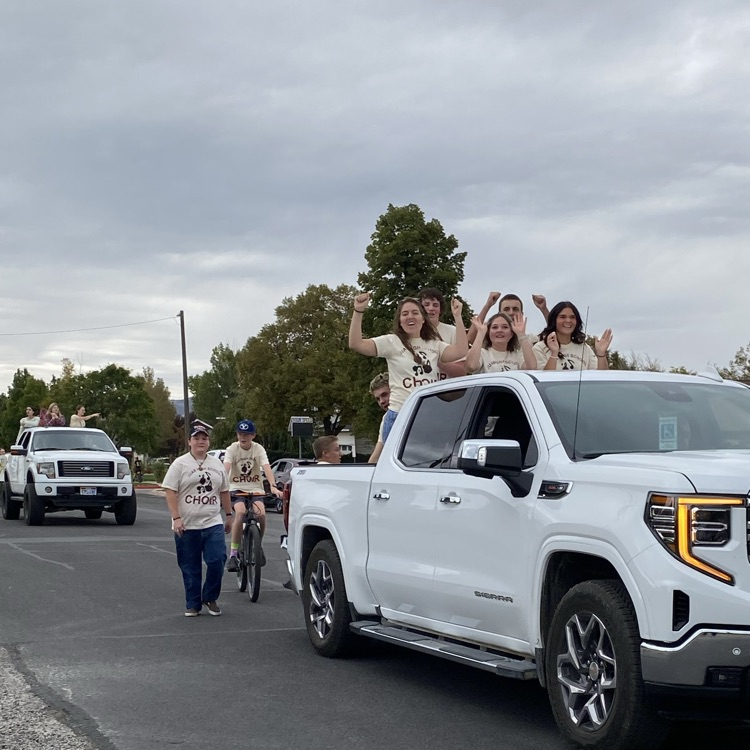 Homecoming parade 2025 (3)