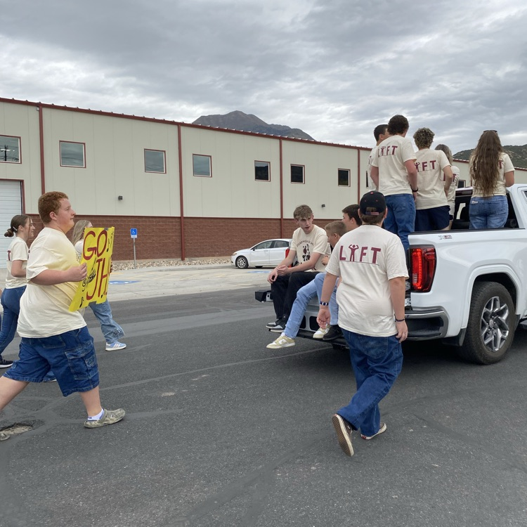 Homecoming parade 2025 (3)