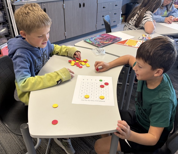 PLAY GIVES HHILDRENA CHANCE TO PRACTICE WHAT THEY ARE LEARNING~FRED ROGERS