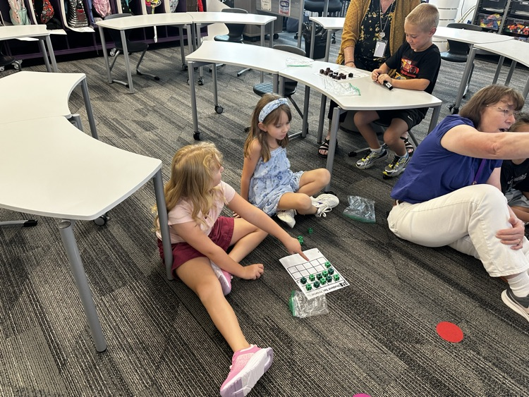Working on number sense by using cubes and tens frames