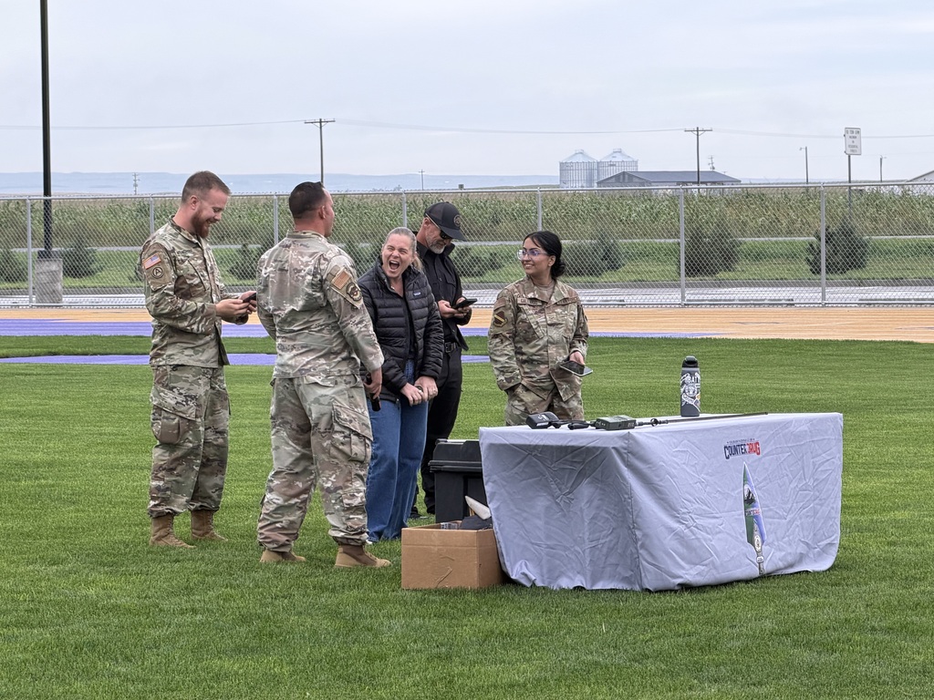 National Guard and DEA agents