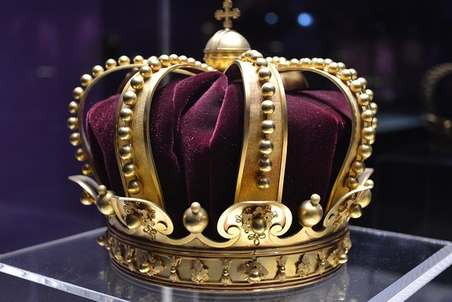 king'd crown
