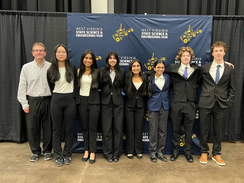 a group picture of students that competed at the wv state science fair.