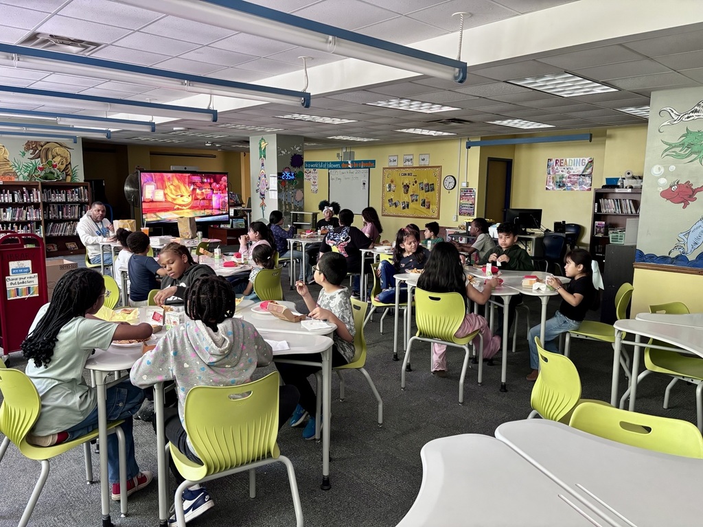 Students eating McDonalds to celebrate Principal's Honor Roll
