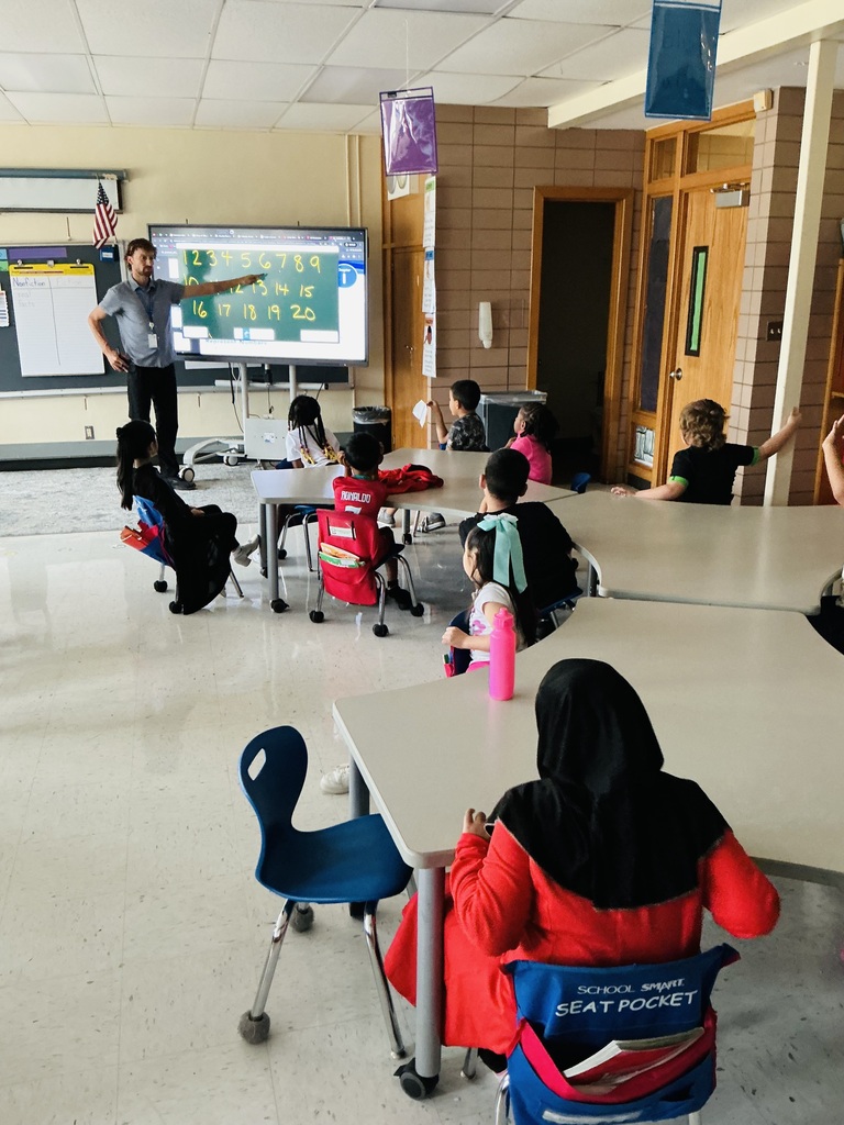 students learning numbers